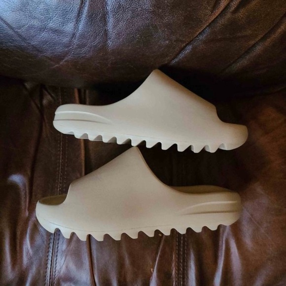 Yeezy Slides